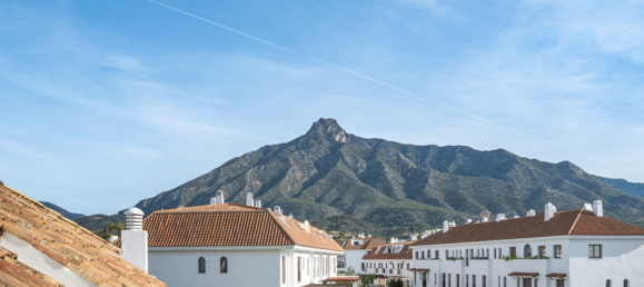 2 bedrooms Penthouse in Marbella, Spain No. 41403 3