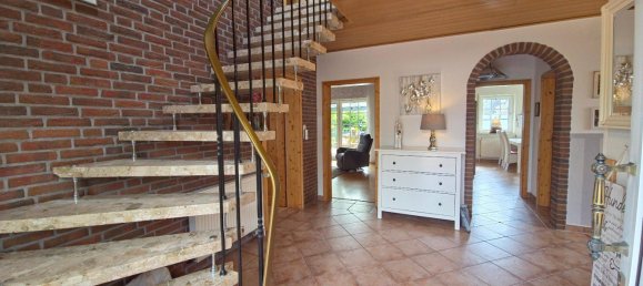 4 bedrooms House in Leer, Germany No. 263732 5