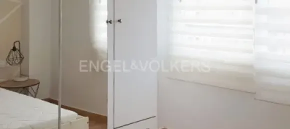 Apartamento de 3 dormitorios en Valencia, Spain No. 190585 8