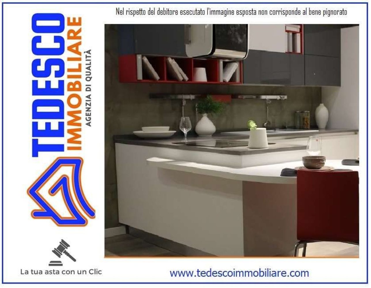 Garagem em Sant'Angelo a Cupolo, Italy 25 m² N.º 294931