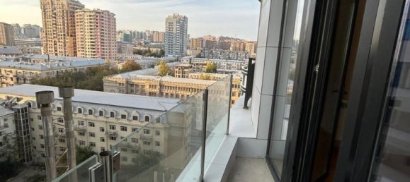 Квартира с 3 спальнями в Насиминский район, Азербайджан № 1574 17