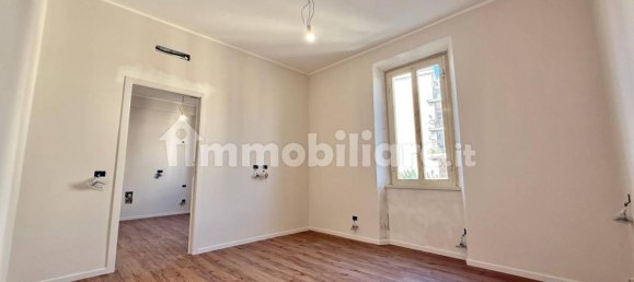 2 bedrooms Apartment in Rome, Italy No. 306507 5