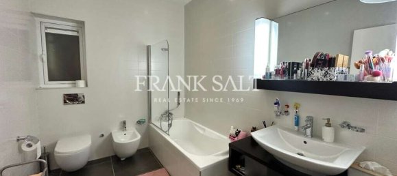 Apartamento T2 em Sliema, Malta N.º 8829 2