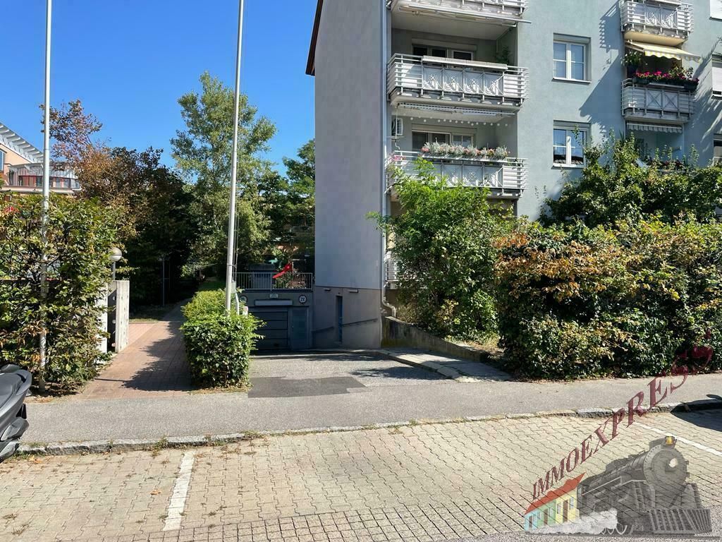 18m² Garage in Schwechat, Austria No. 135192