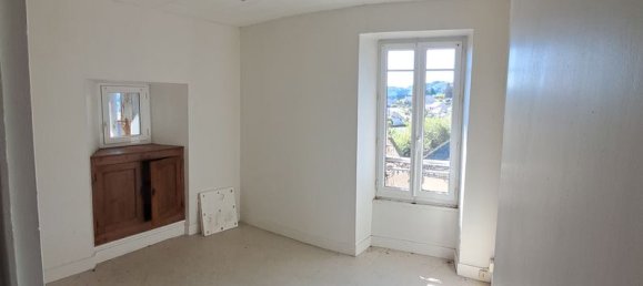 2 bedrooms Townhouse in Cantal, France No. 342653 3