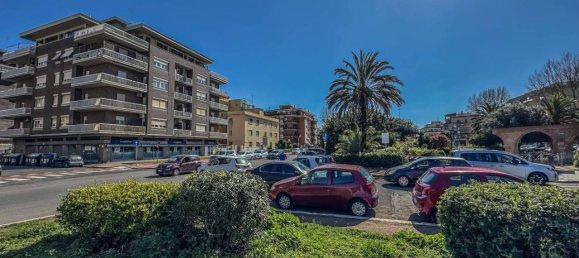 3 rooms Apartment in Rome, Italy No. 41371 17