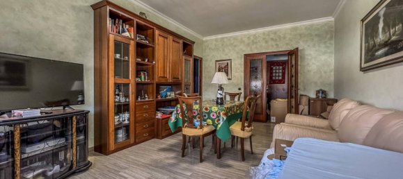 3 rooms Apartment in Rome, Italy No. 41371 4