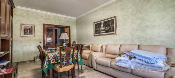 3 rooms Apartment in Rome, Italy No. 41371 3