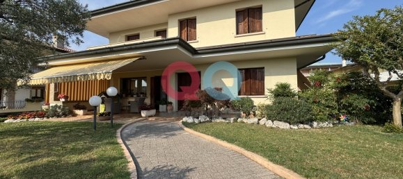 4 Schlafzimmer Villa in Udine, Italy, Nr. 278561 4