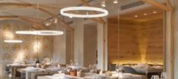 Коммерческая недвижимость 166м² в Лукка, Италия № 62731 4