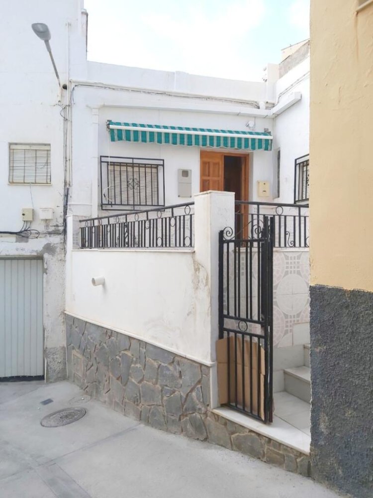 3 bedrooms Townhouse in Macael, Spain No. 166981