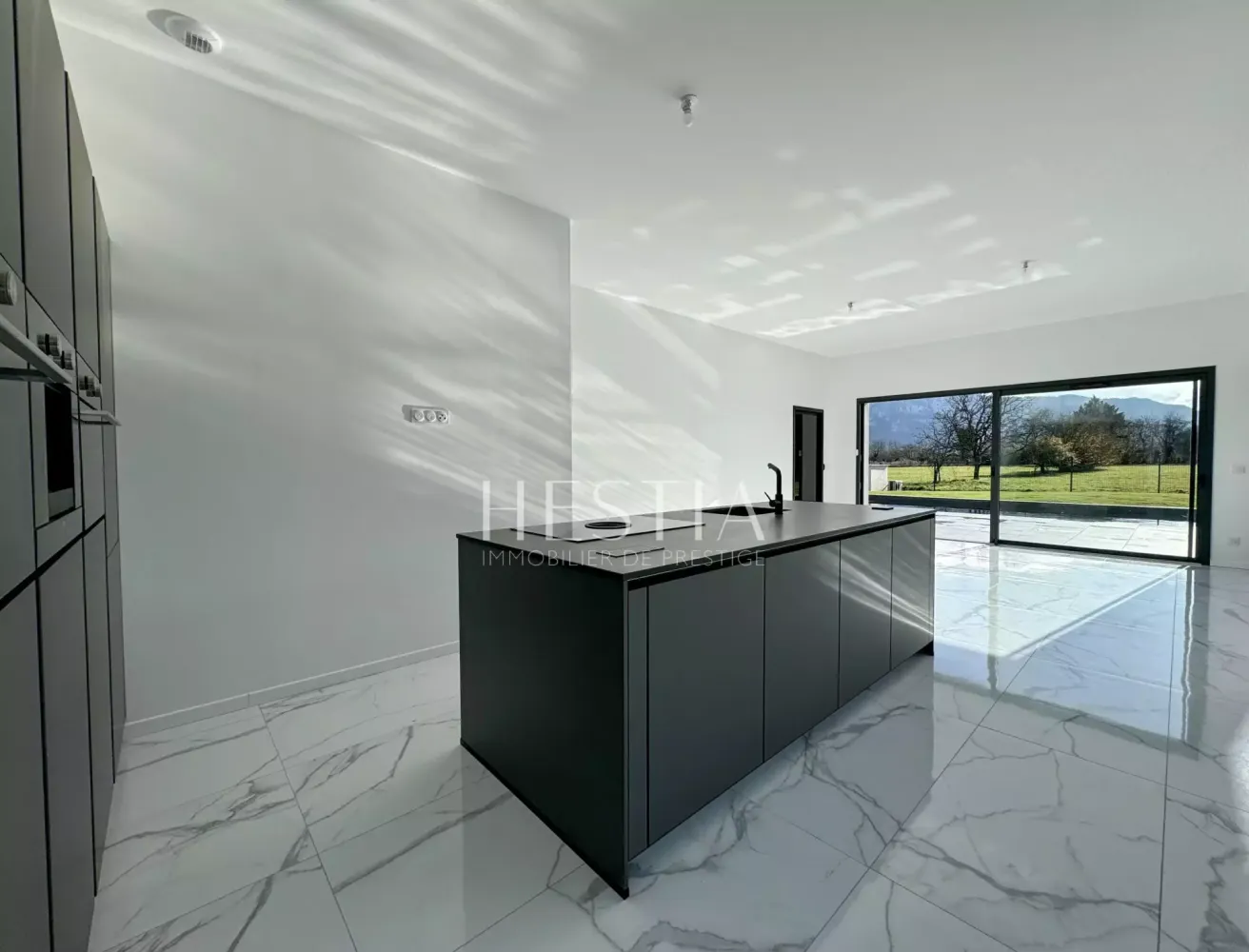 3 Schlafzimmer Haus in Peyrieu, France, Nr. 269269