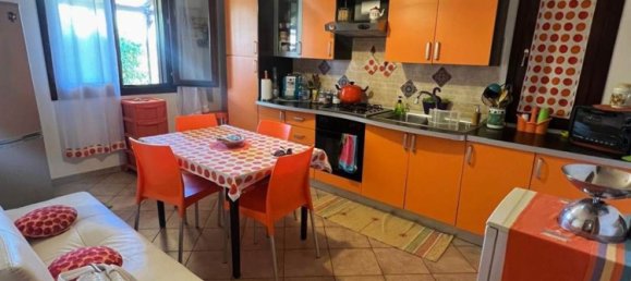 Вилла с 4 комнатами в Кампофеличе ди Рочелла, Италия № 149860 2