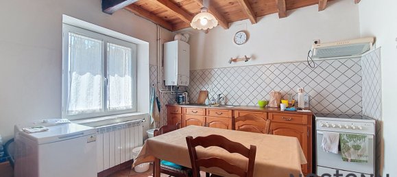 2 bedrooms House in Cazeres, France No. 334611 2