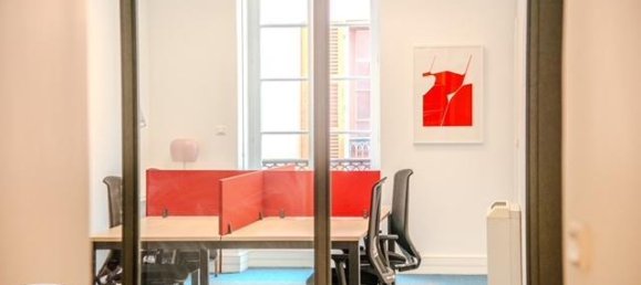 290m² Office in Chambery, France No. 205141 3