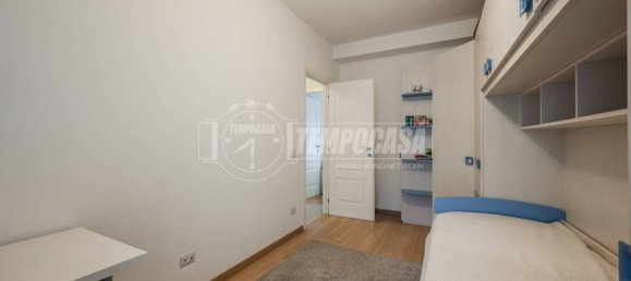 2 bedrooms Apartment in Milan, Italy No. 259877 25