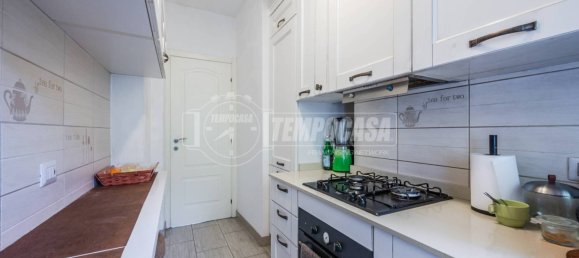 2 bedrooms Apartment in Milan, Italy No. 259877 10