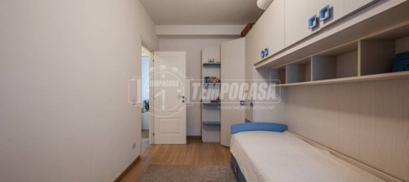 2 bedrooms Apartment in Milan, Italy No. 259877 26