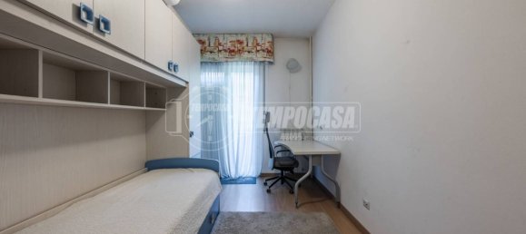 2 bedrooms Apartment in Milan, Italy No. 259877 24
