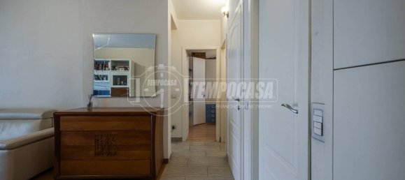 2 bedrooms Apartment in Milan, Italy No. 259877 14
