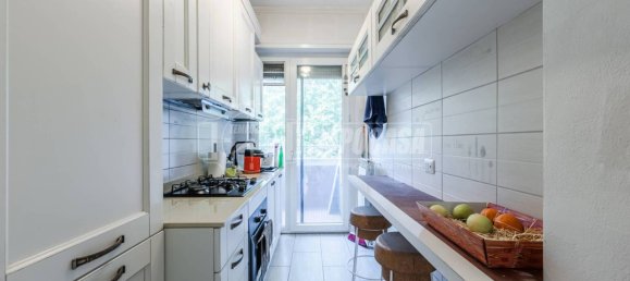 2 bedrooms Apartment in Milan, Italy No. 259877 8