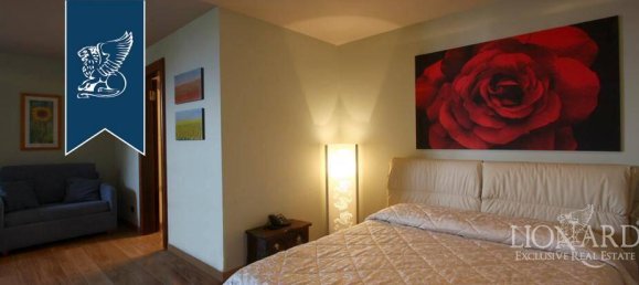 10 Schlafzimmer Gewerbliche Immobilie in Arezzo, Italy, Nr. 386266 18