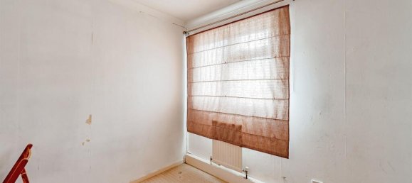 3 bedrooms House in Crawley, United Kingdom No. 6275 12