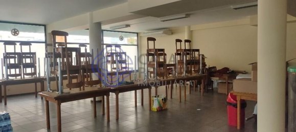 555m² Commercial property in Penafiel, Portugal No. 56320 8