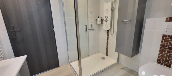 Таунхаус с 4 спальнями в Тур, Франция № 69318 21