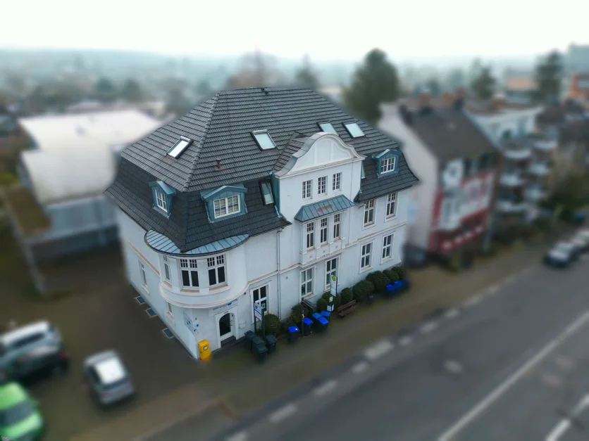 Oficina de 9 habitaciónes en Bergisch Gladbach, Germany No. 111653