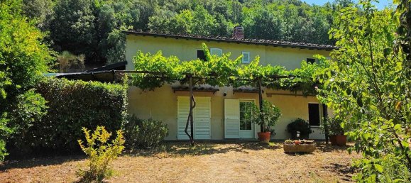 6 rooms House in Montescudaio, Italy No. 273146 2