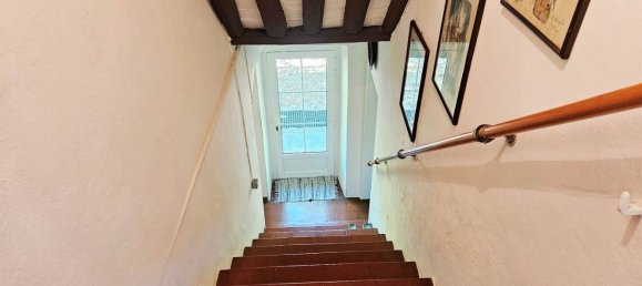 6 rooms House in Montescudaio, Italy No. 273146 19