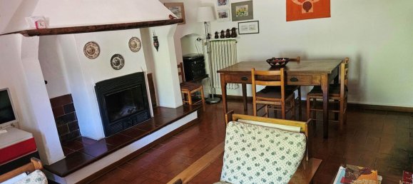 6 rooms House in Montescudaio, Italy No. 273146 8