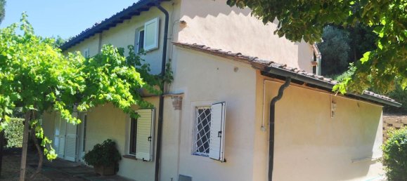 6 rooms House in Montescudaio, Italy No. 273146 5