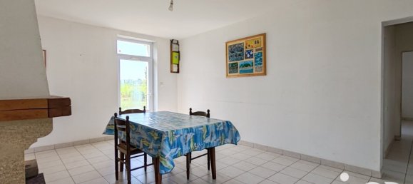 3 bedrooms House in Le Perrier, France No. 277995 11