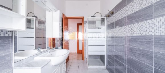 4 rooms Apartment in Argenta, Italy No. 23524 15