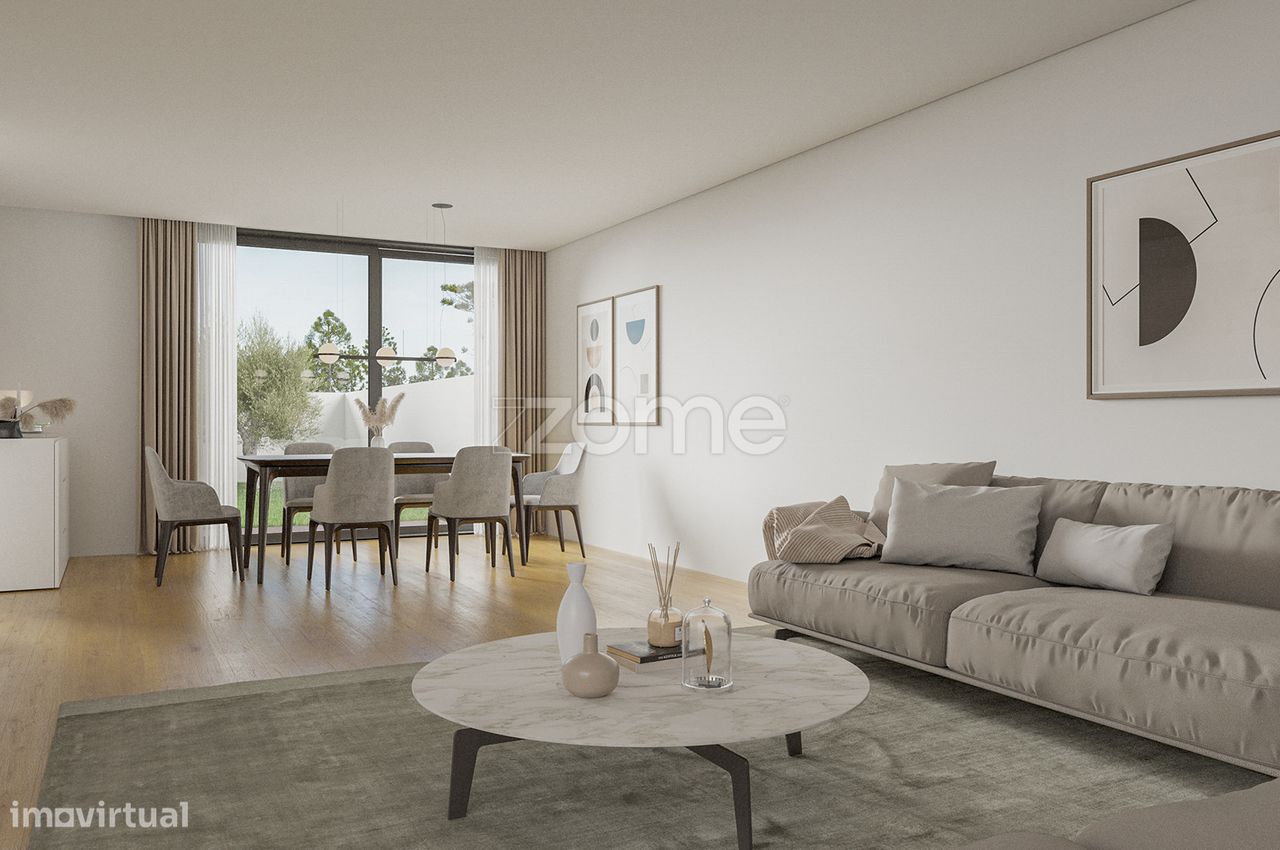 167m² Land in Aguas Santas, Portugal No. 33106