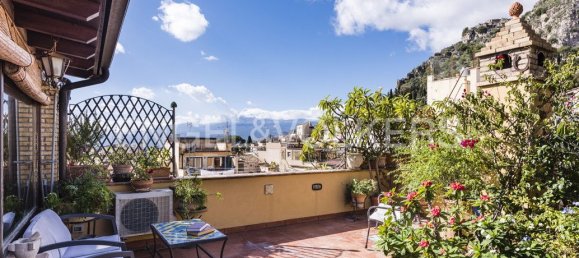 Apartamento de 2 dormitorios en Taormina, Italy No. 129249 7