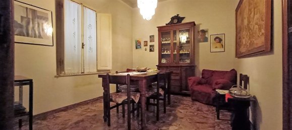 Apartamento de 6 divisões em Pontedera, Italy N.º 39099 20