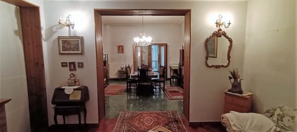 Apartamento de 6 divisões em Pontedera, Italy N.º 39099 9