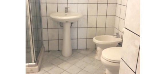 Casa de 5 habitaciónes en Borgomaro, Italy No. 253696 6