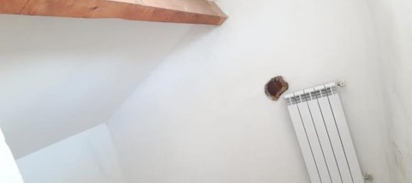 Casa de 5 habitaciónes en Borgomaro, Italy No. 253696 3