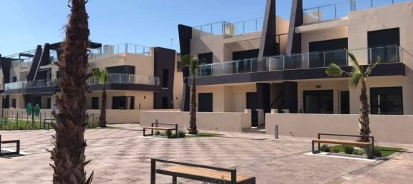 Bungalow de 2 dormitorios en Alicante, Spain No. 176480 9