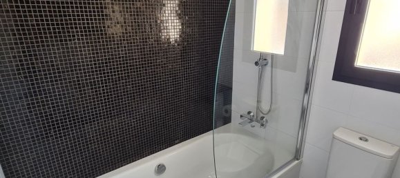 Bungalow de 2 dormitorios en Alicante, Spain No. 176480 22