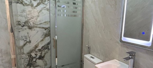 3 bedrooms Apartment in Baku, Azerbaijan No. 1737 5