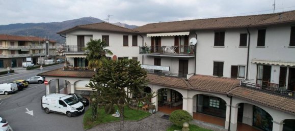 Apartamento de 4 habitaciónes en Villongo, Italy No. 42622 11