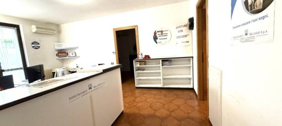 Apartamento de 4 habitaciónes en Villongo, Italy No. 42622 33
