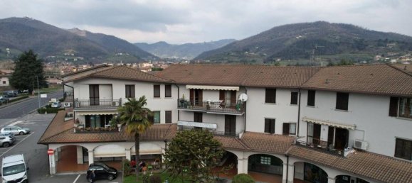 Apartamento de 4 habitaciónes en Villongo, Italy No. 42622 10