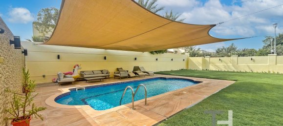 4 Schlafzimmer Villa in Jumeirah Park, UAE, Nr. 95695 4