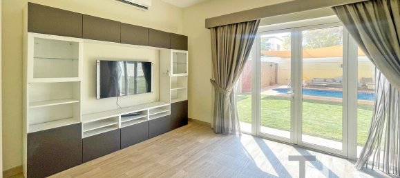 4 Schlafzimmer Villa in Jumeirah Park, UAE, Nr. 95695 19